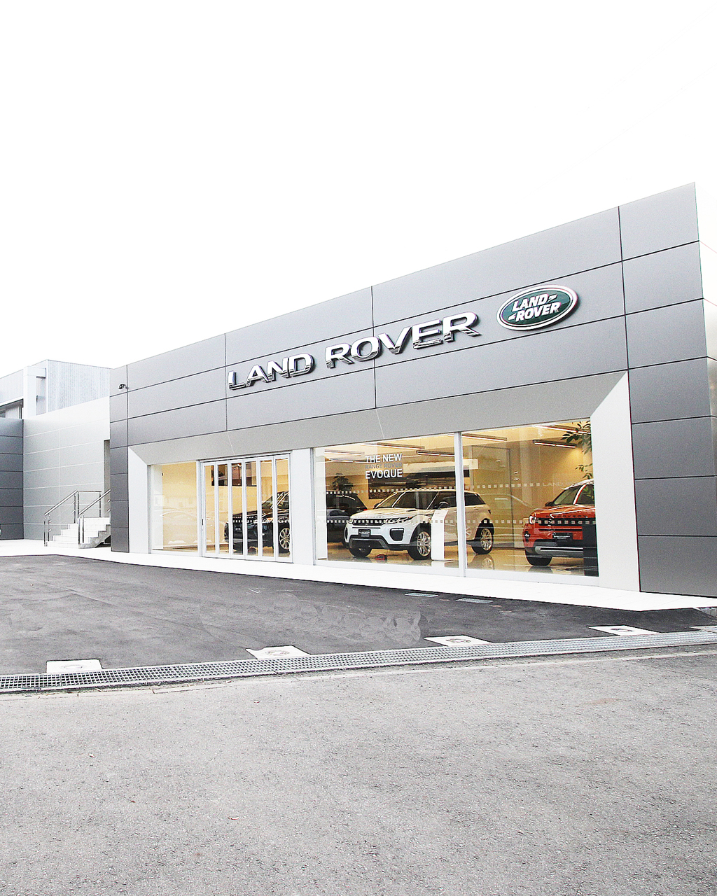 SHOWROOM